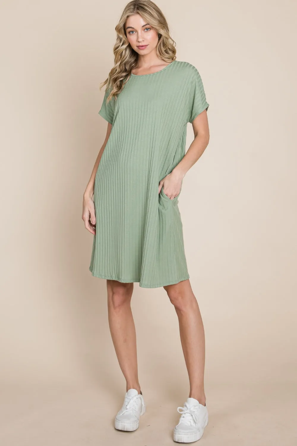 Ribbed Round Neck Short Sleeve Dress